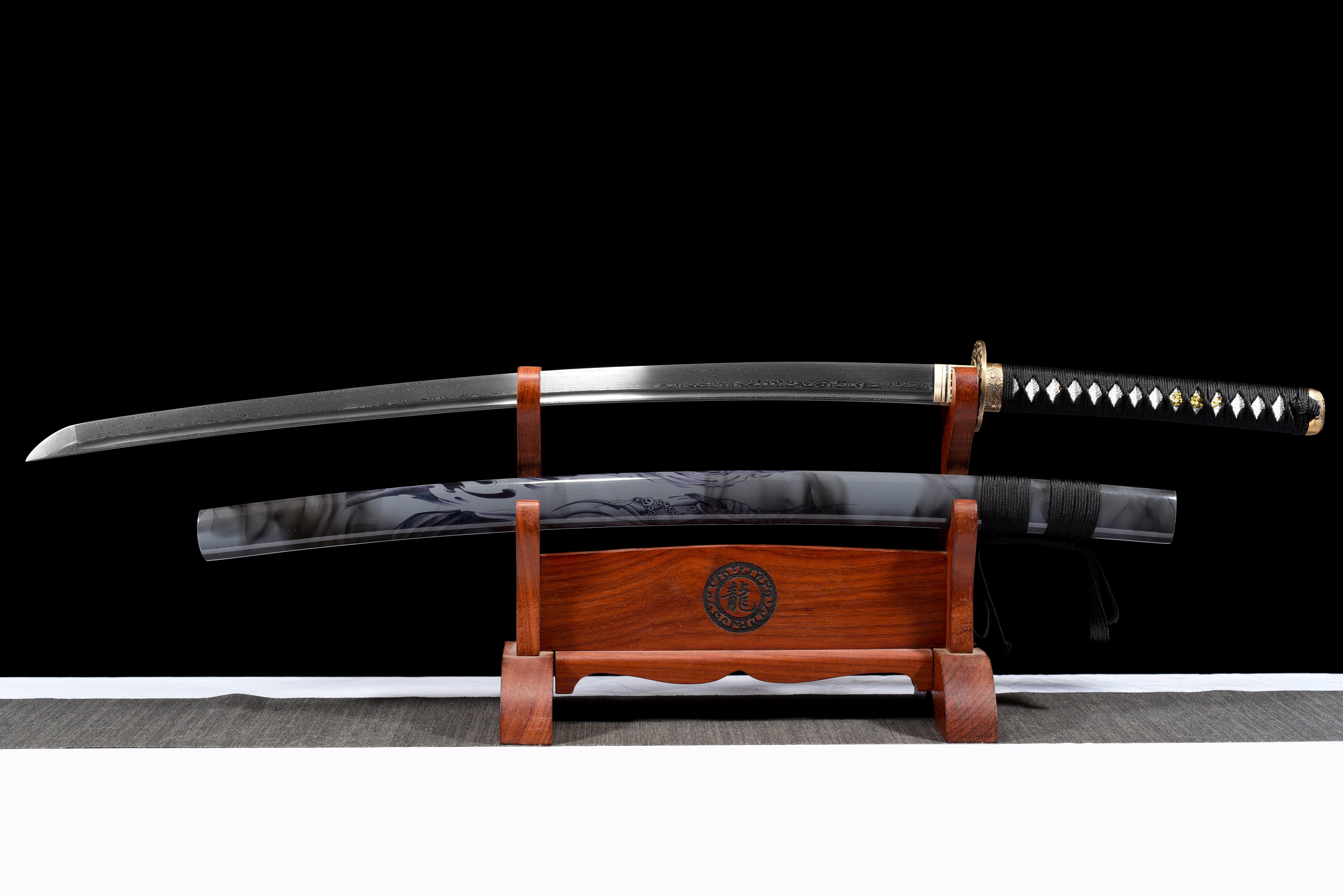 26寸銅装鋒鋼超鏡面武士刀『鏡面紅武士』 古兵器 武具 刀装具 日本刀  居合刀 鬼面武士刀（未开刃） - 龙泉千龙刀剑厂