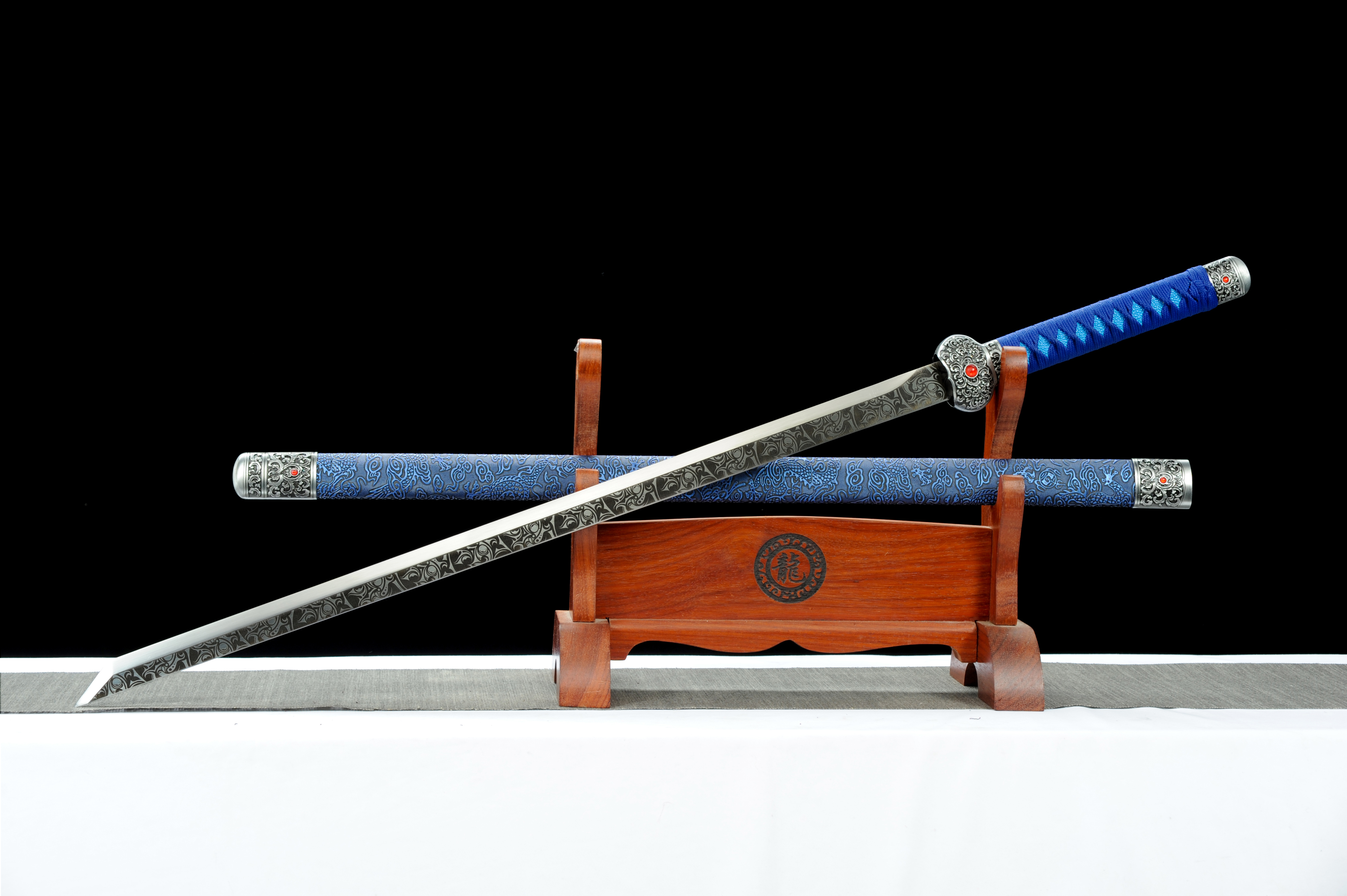 『凌影唐横刀』武具　刀装具　日本刀　模造刀 居合刀 横刀  直刀 心动唐横刀特惠_新式唐刀_龙泉特色_肖氏刀剑唐刀龙泉剑- 唐刀